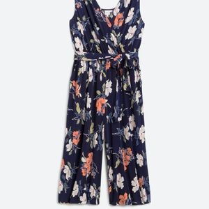 KAILEIGH Ora Knit Crop Jumpsuit
1X | Navy